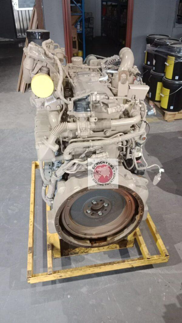 Дизельный двигатель John Deere 4045HFC04 4 Дизельный двигатель John Deere 4045HFC04